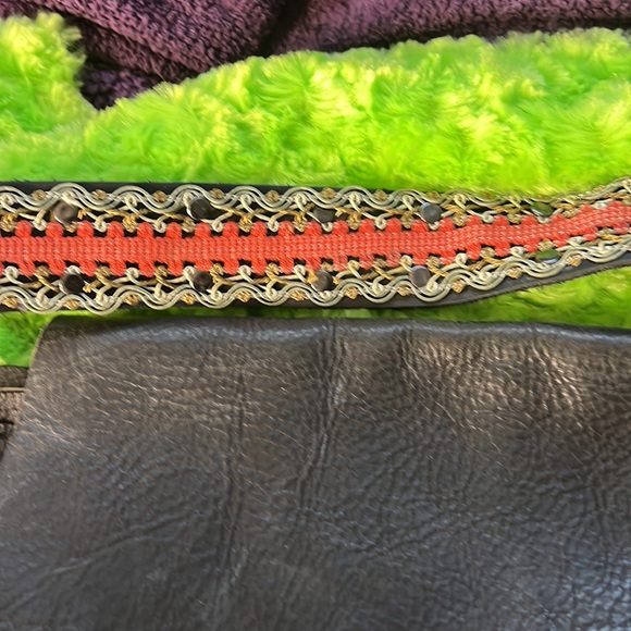 Leather fringe purse - Picture 6 of 9